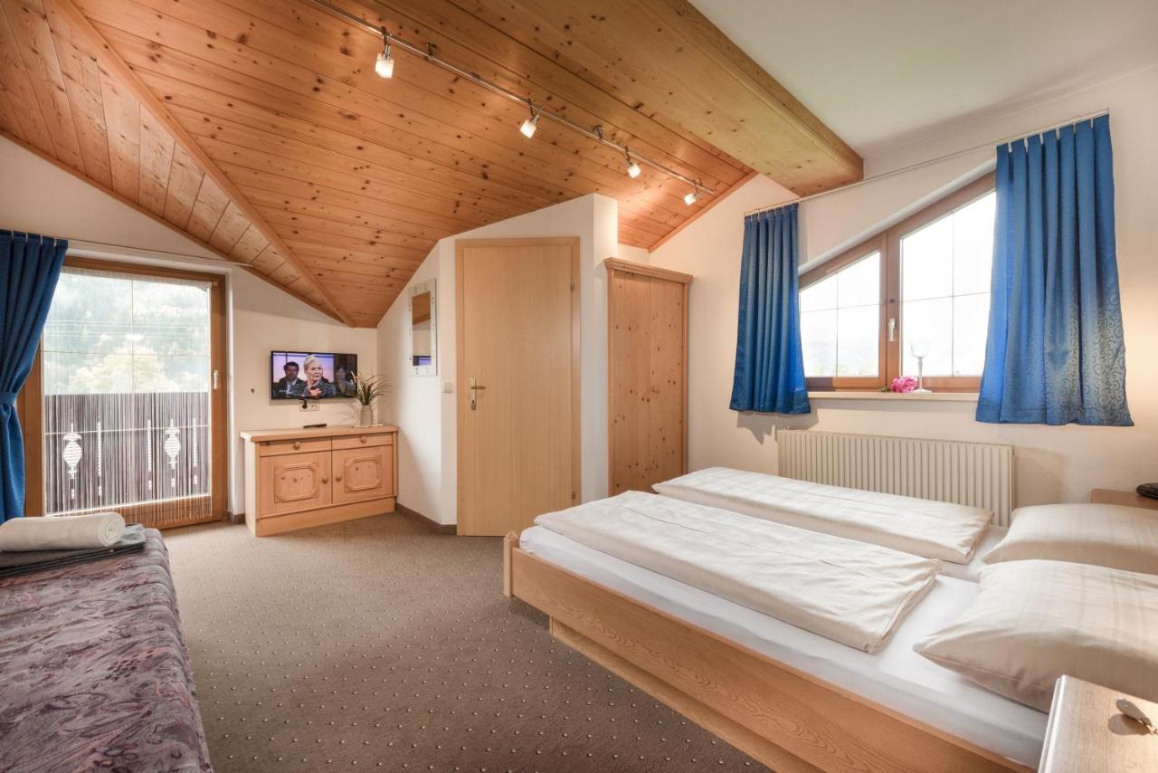 Gaestehaus Gratz - Inklusive Eintritt In Die Alpentherme Дорфгаштайн Экстерьер фото