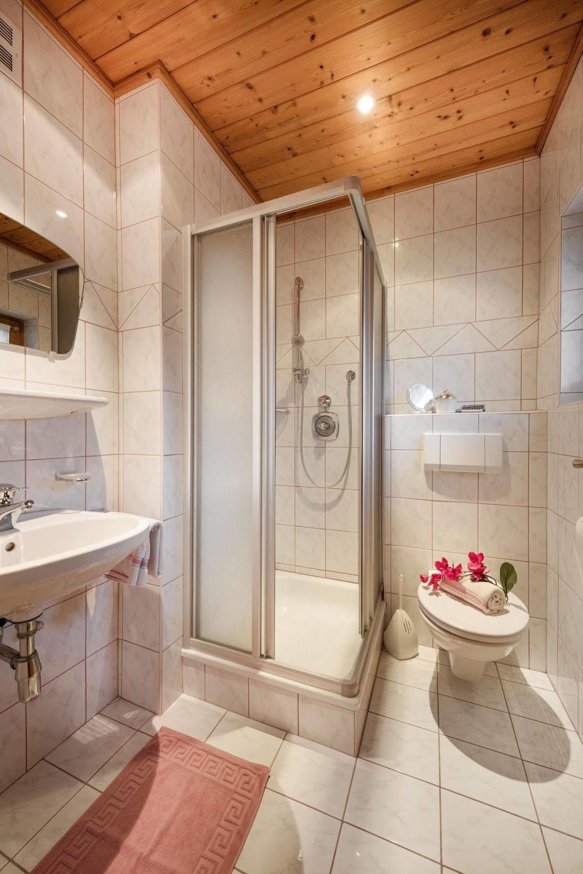 Gaestehaus Gratz - Inklusive Eintritt In Die Alpentherme Дорфгаштайн Экстерьер фото